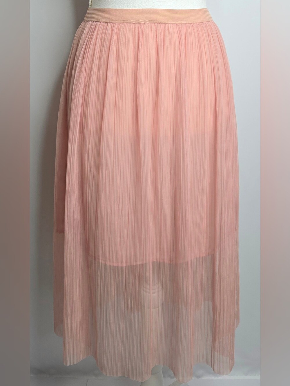 BCBGeneration Blush Pink Pleated Tulle Midi Skirt Sheer Illusion Hem Lined Med